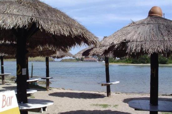 Paradise Hostel E Camping Cabo Frio Kültér fotó